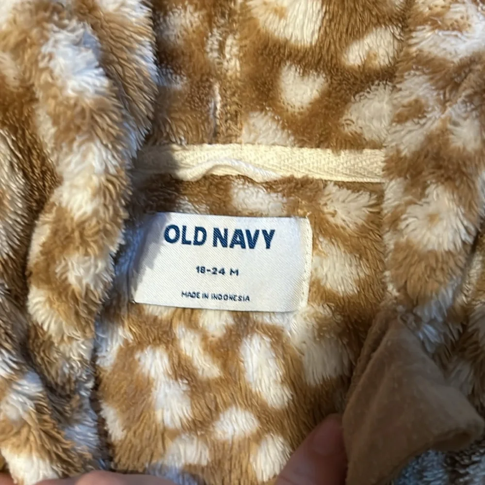 Toddler Old navy fleece zipper jackets size 18/24 matching twin set